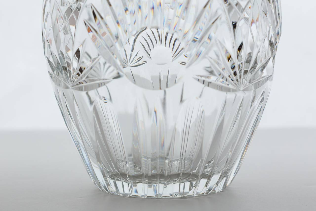 Vase aus geschliffenem Kristall und Sterlingsilber (Deutsch) im Angebot