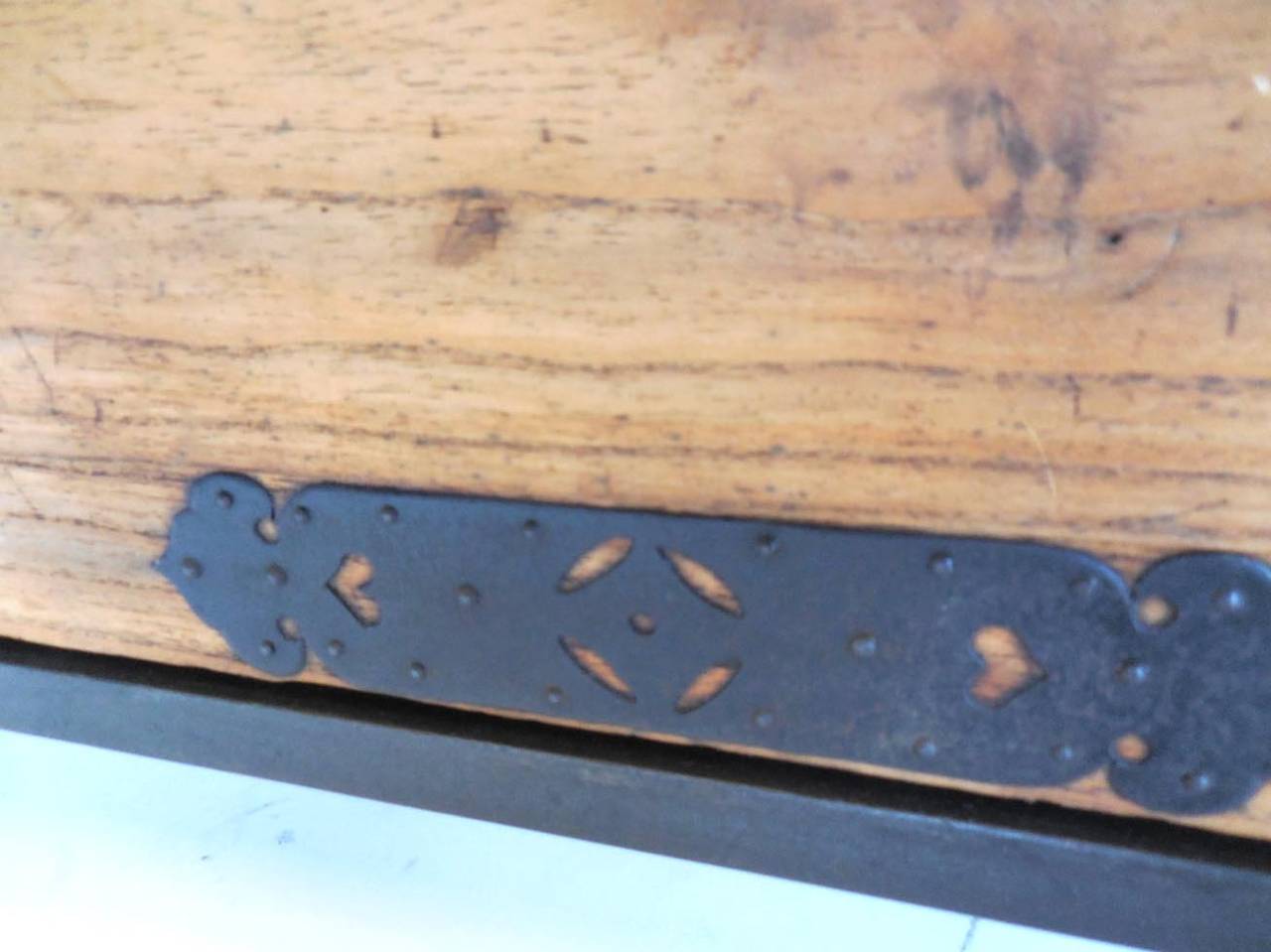Iron Pair of 19th Century Tansu Nightstands