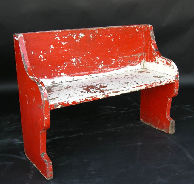 Early 20th c. painted red school bench. Layers of old paint.
FOR OUR COMPLETE INVENTORY PLEASE GO TO www.dosgallos.com