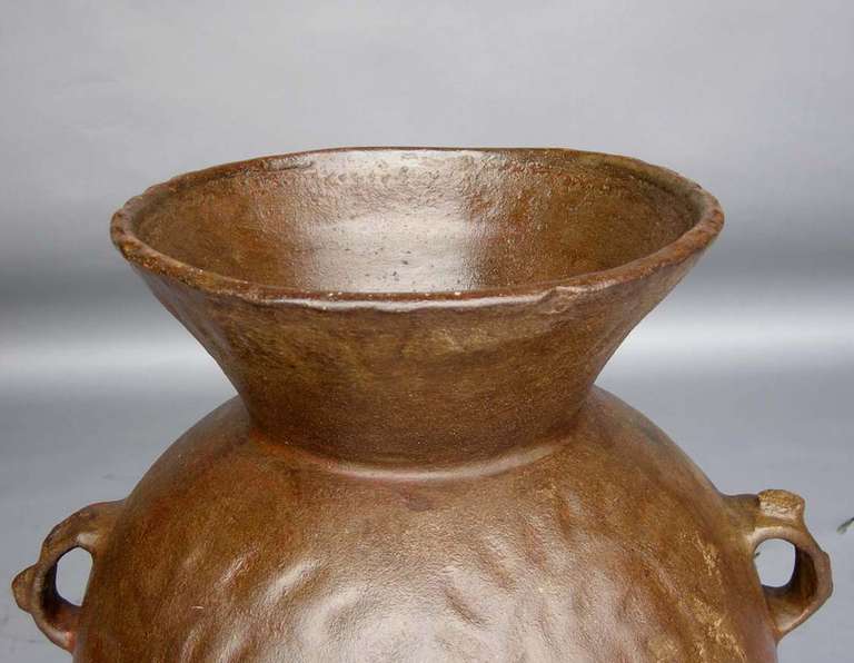 Antique Ceramic Water Storage Pot In Good Condition In Los Angeles, CA
