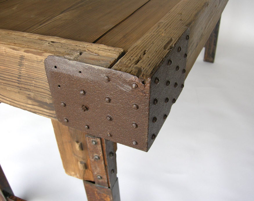 Japanese Tea Table Console With Iron In Good Condition In Los Angeles, CA