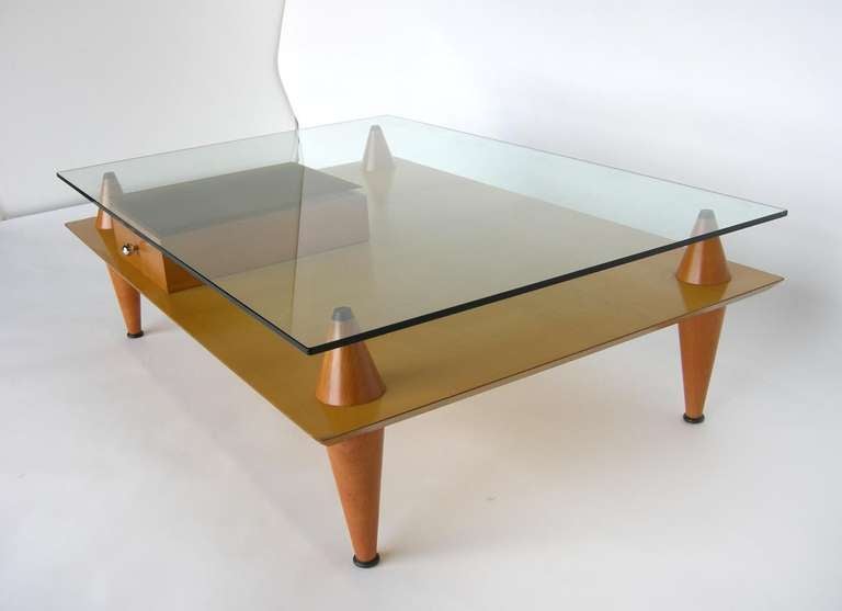 Santa & Cole Modern Coffee Table In Good Condition In Los Angeles, CA