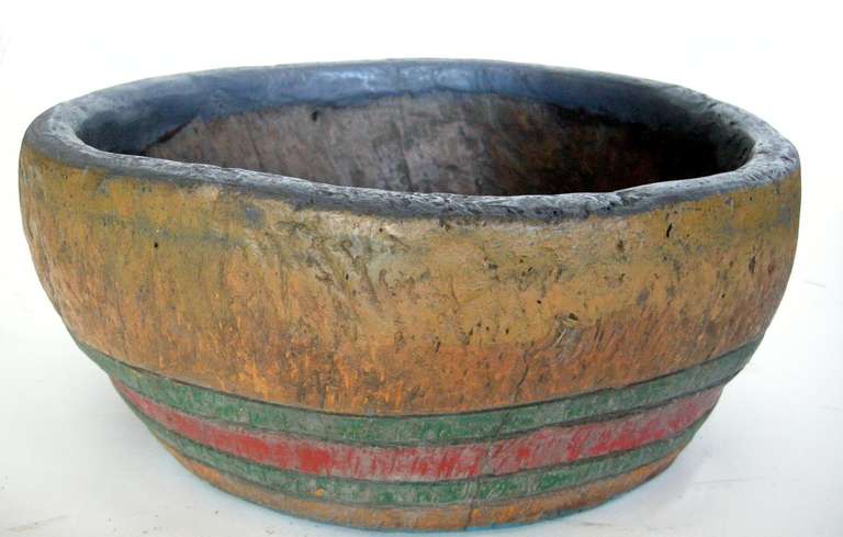Antique painted wooden bowl from Java. Beautiful natural old patina.