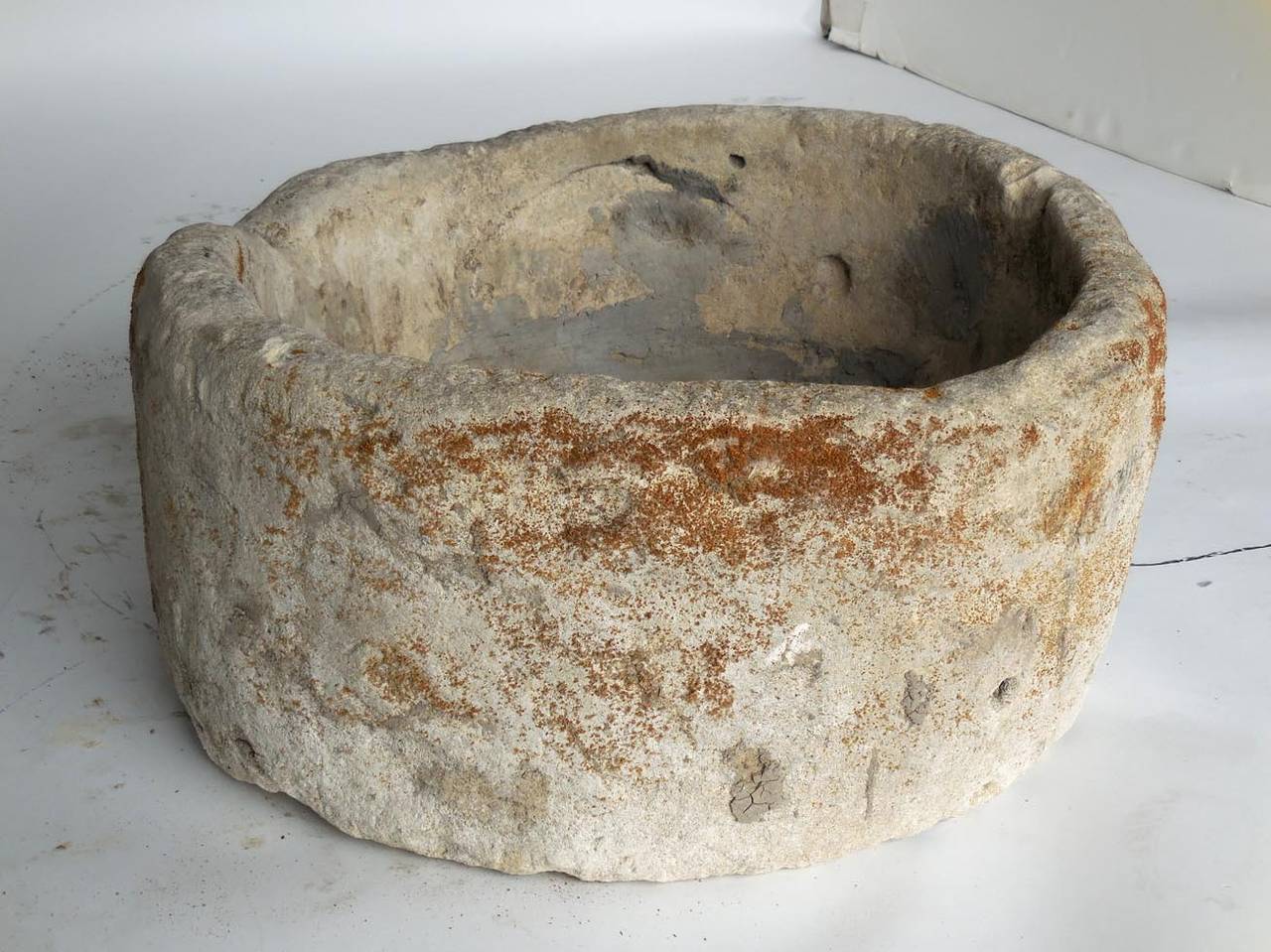 19th Century Stone Trough In Good Condition In Los Angeles, CA