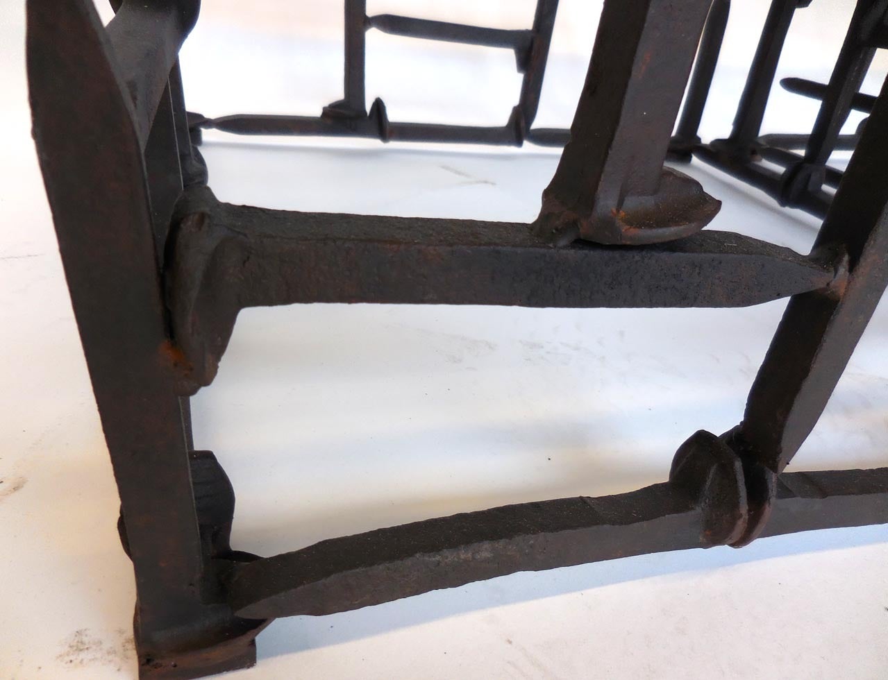 Dos Gallos Custom Vintage Iron Rail Road Spike Tables In Good Condition For Sale In Los Angeles, CA