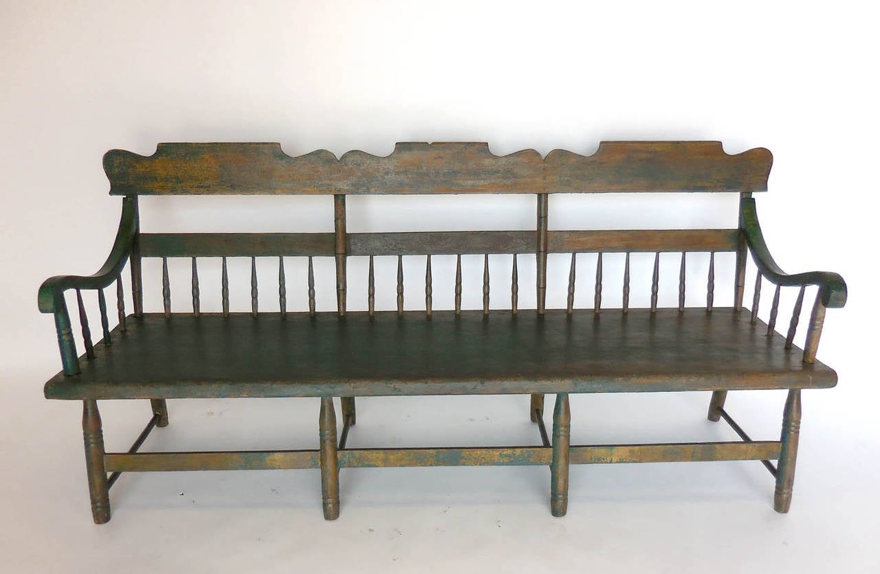 19th Century American Painted Deacon's Bench For Sale at 1stdibs
