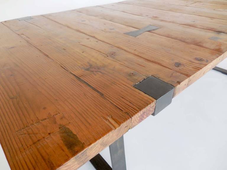 Dos Gallos Douglas Fir Pin Wood Table In New Condition In Los Angeles, CA