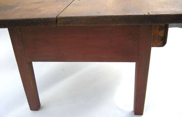 Pine 19th Century New England Table