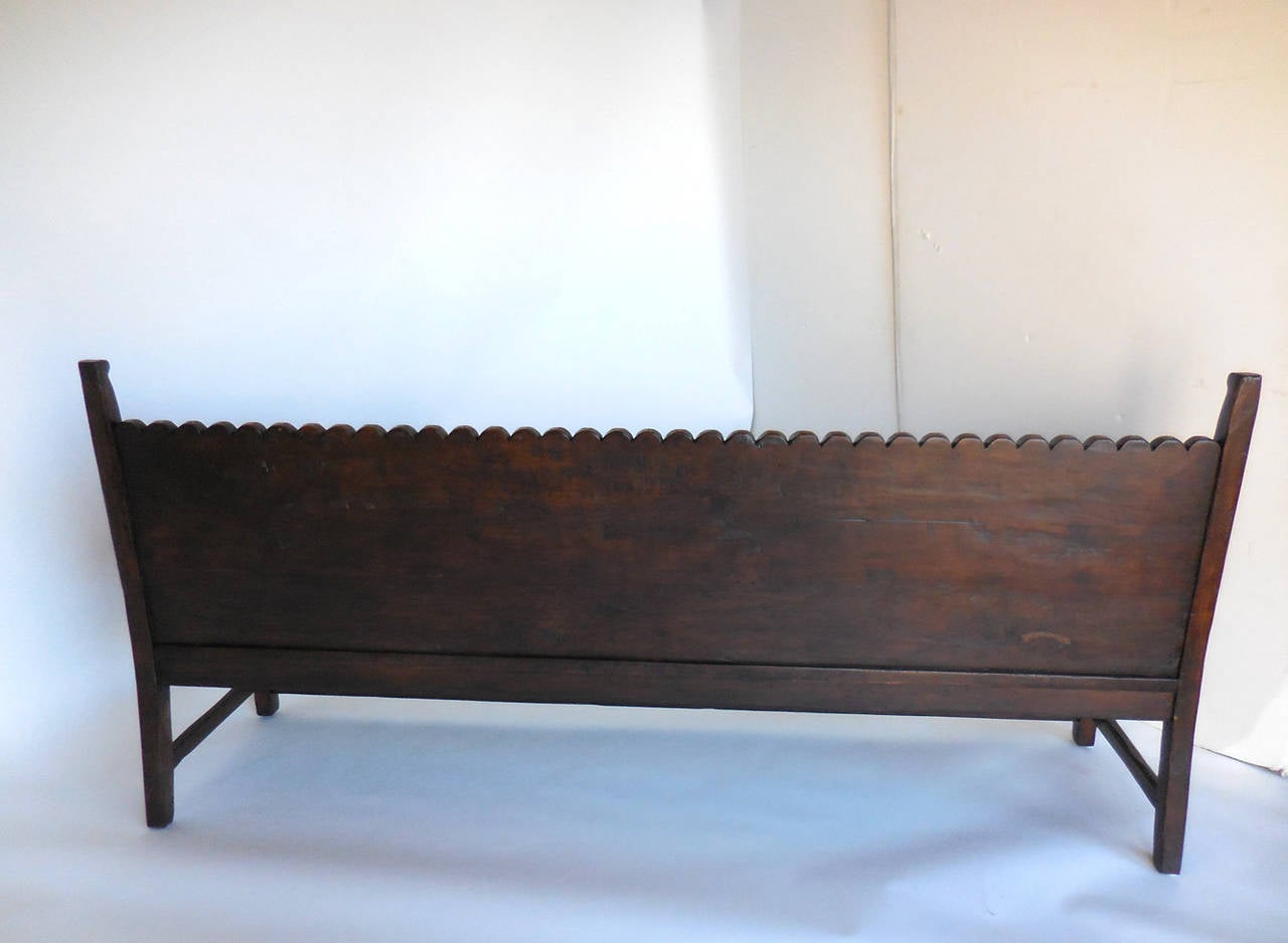 scalloped wood bench