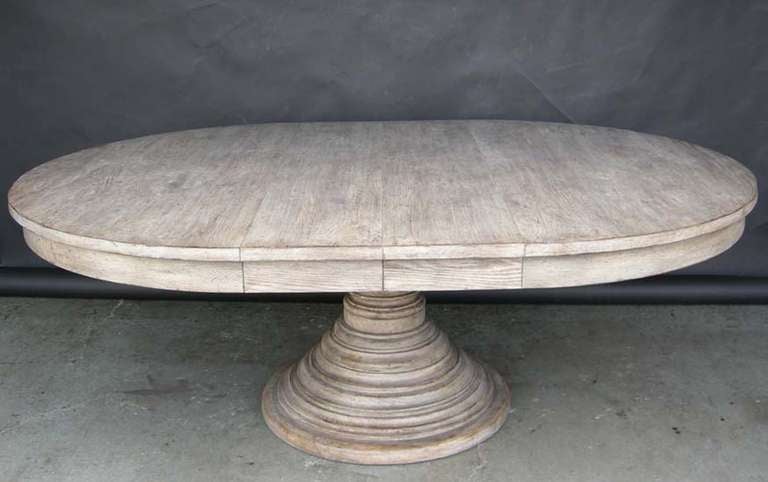 Custom Oak Wood Beehive Pedestal Table with Leaves by Dos Gallos Studio In Excellent Condition For Sale In Los Angeles, CA