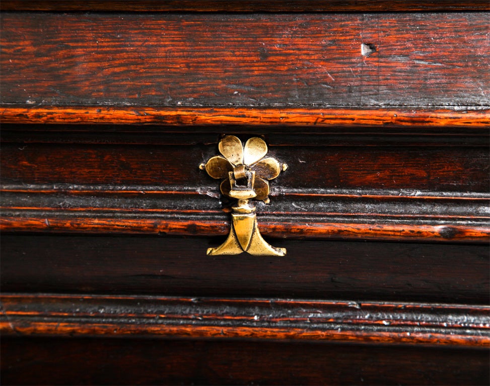 Late 17th Century Oak Chest of Drawers 4