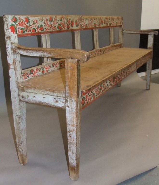 Late 19th Century Swedish Folk Art Bench In Good Condition In Greenwich, CT