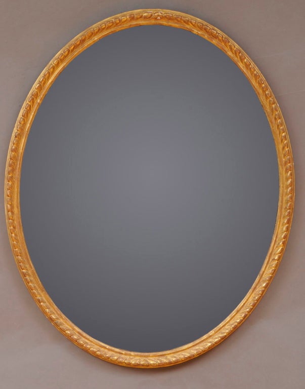Large George III Oval Gilt Wood Mirror In Excellent Condition In Greenwich, CT