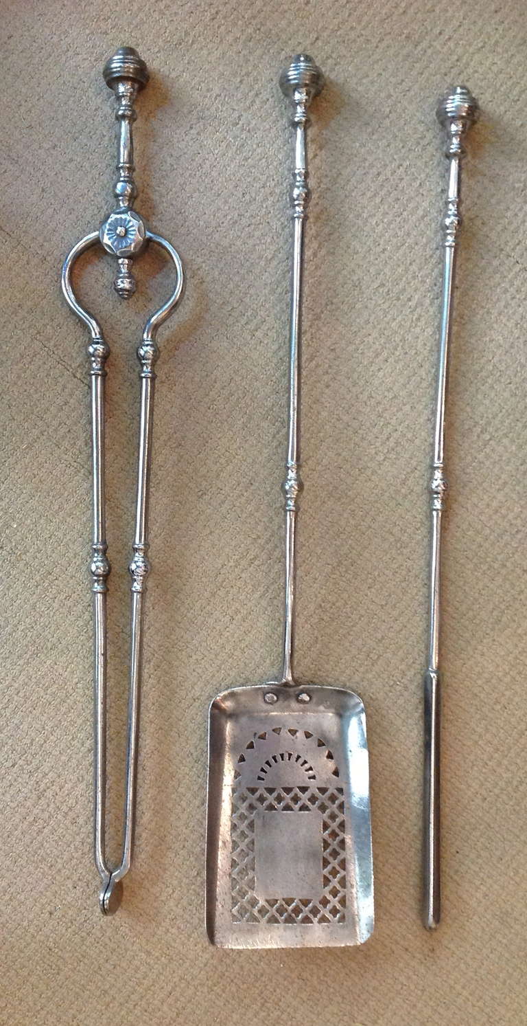 British Fine Set of Georgian Steel Fire Tools For Sale