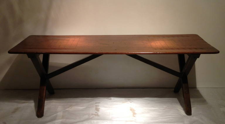 Rare late 18th century English mahogany and pine pub table, the single plank mahogany top with rare 