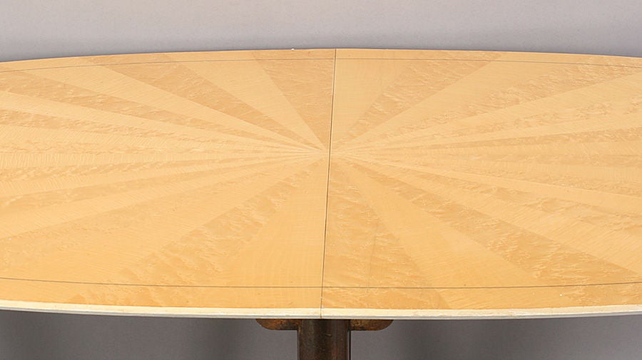 French 1940's/1950's Dining Table With Sunburst Inlaid Top In Excellent Condition In New York, NY