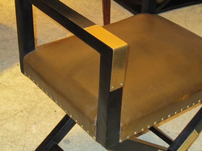 A Pair of Ebonized Leather and Brass Director's Chairs In Excellent Condition In New York, NY
