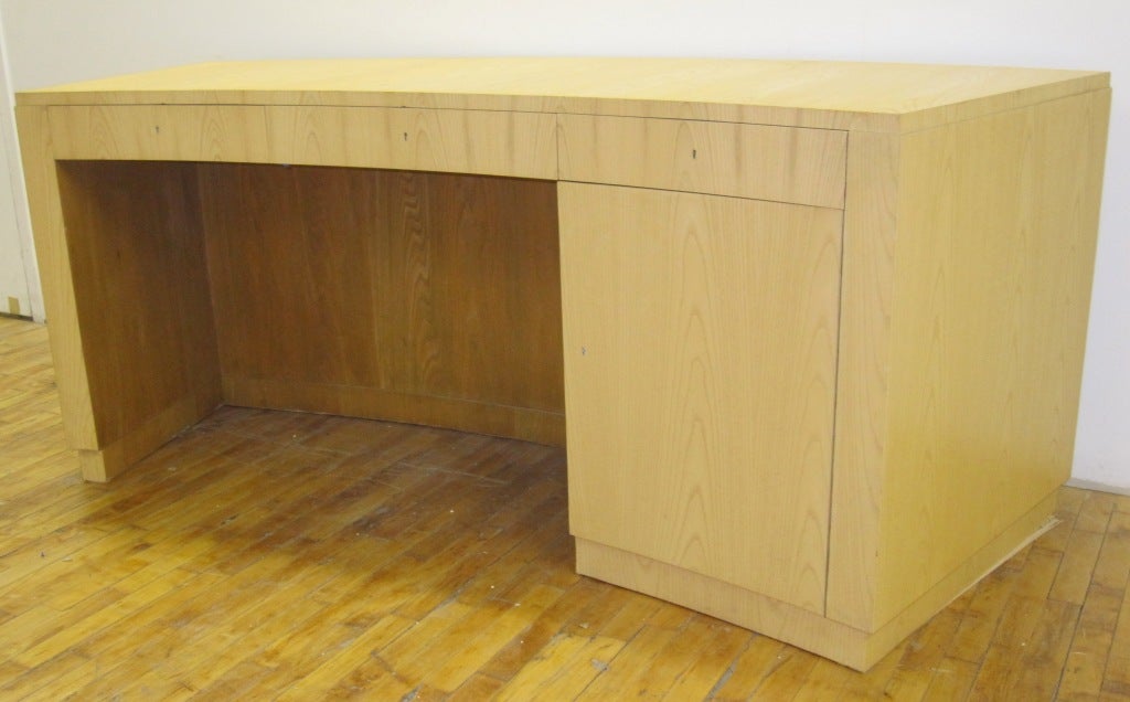 Swedish An early modernist 'BIRKA' desk designed by Axel Einar Hjorth