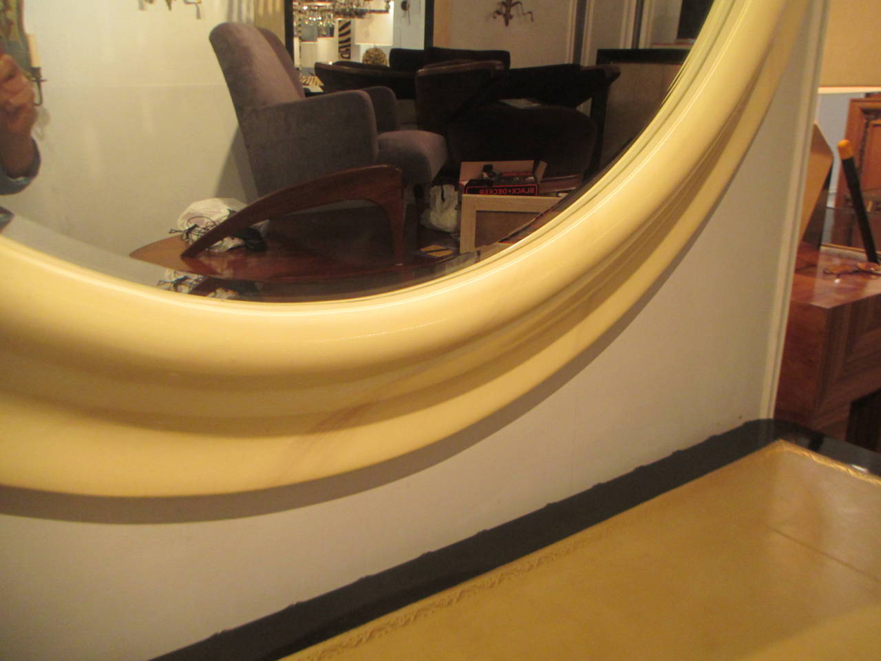 Oversized Circular Lacquered Mirror 1