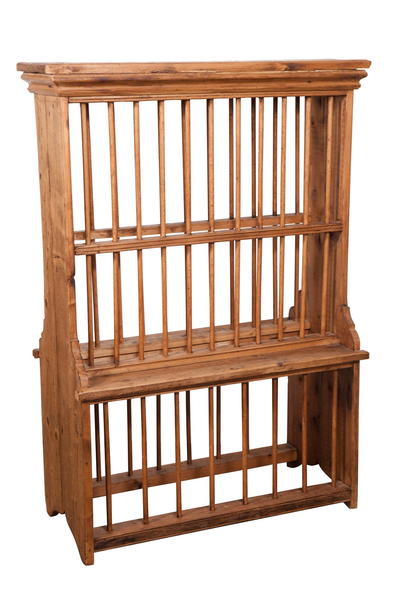 Woodwork English Standing Pine Plate Rack For Sale