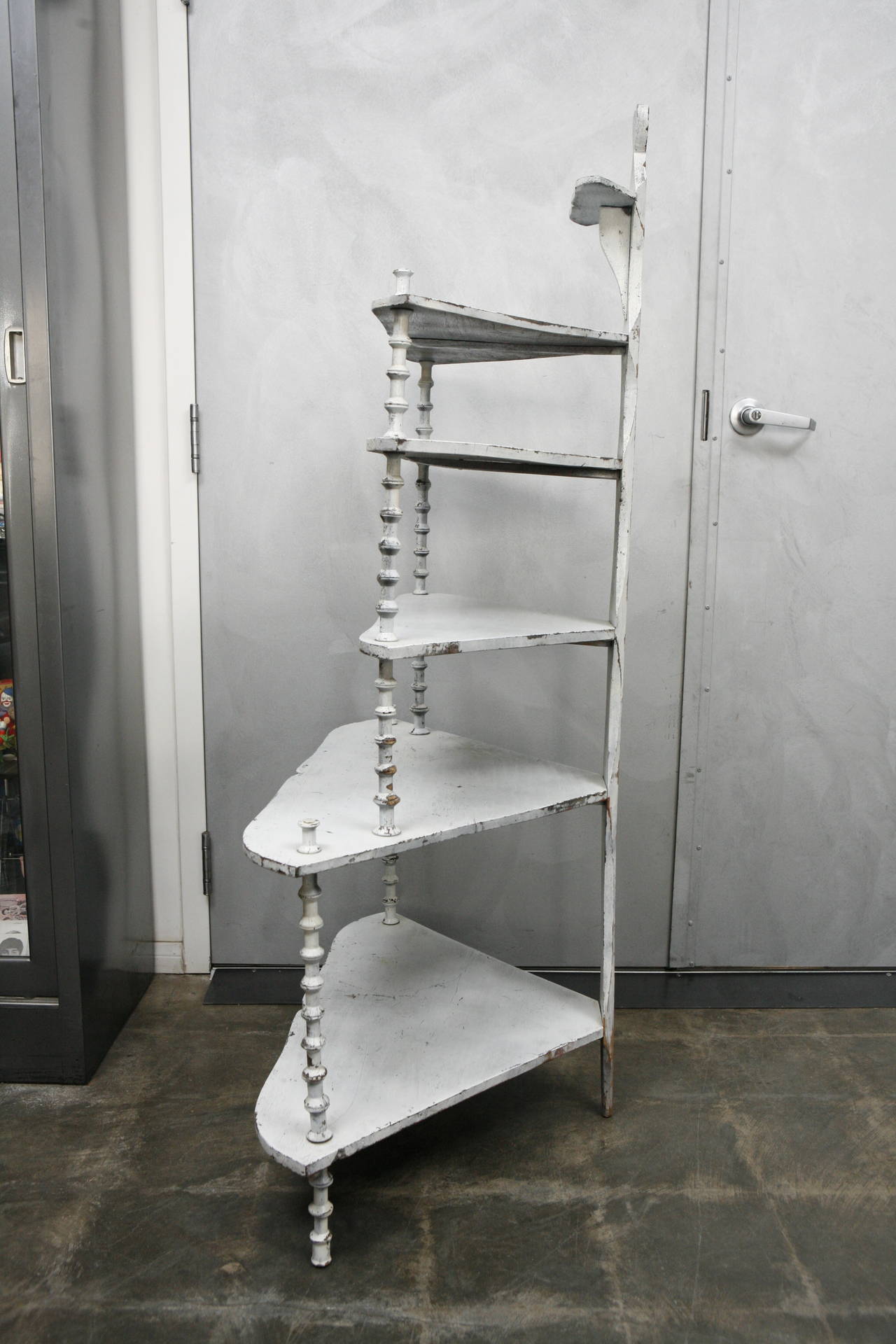 Wood Victorian Spool Triangular Corner Shelf