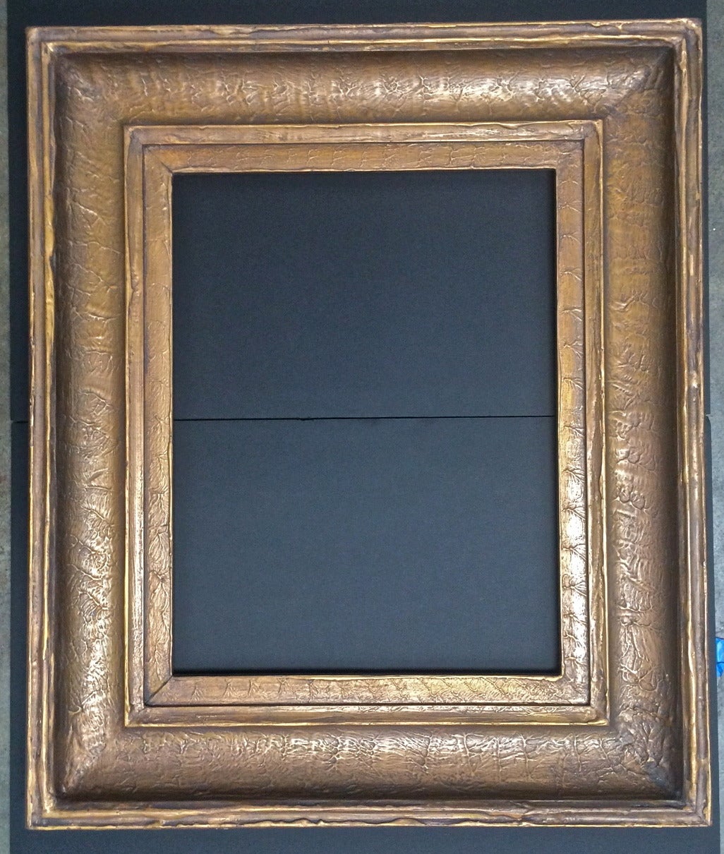 Carved, Gilded, Gessoed 19th Century California Redwood Frame In Excellent Condition In Treasure Island, CA