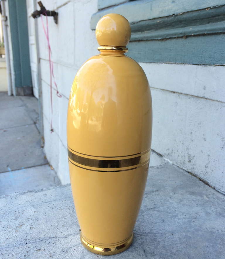 Domenico Pucci
Ceramic bottle with gold trim and removable corked top
circa 1940s
stamped Pucci-Umbertide underneath
approximately 13 x 3.5 inches
Excellent condition