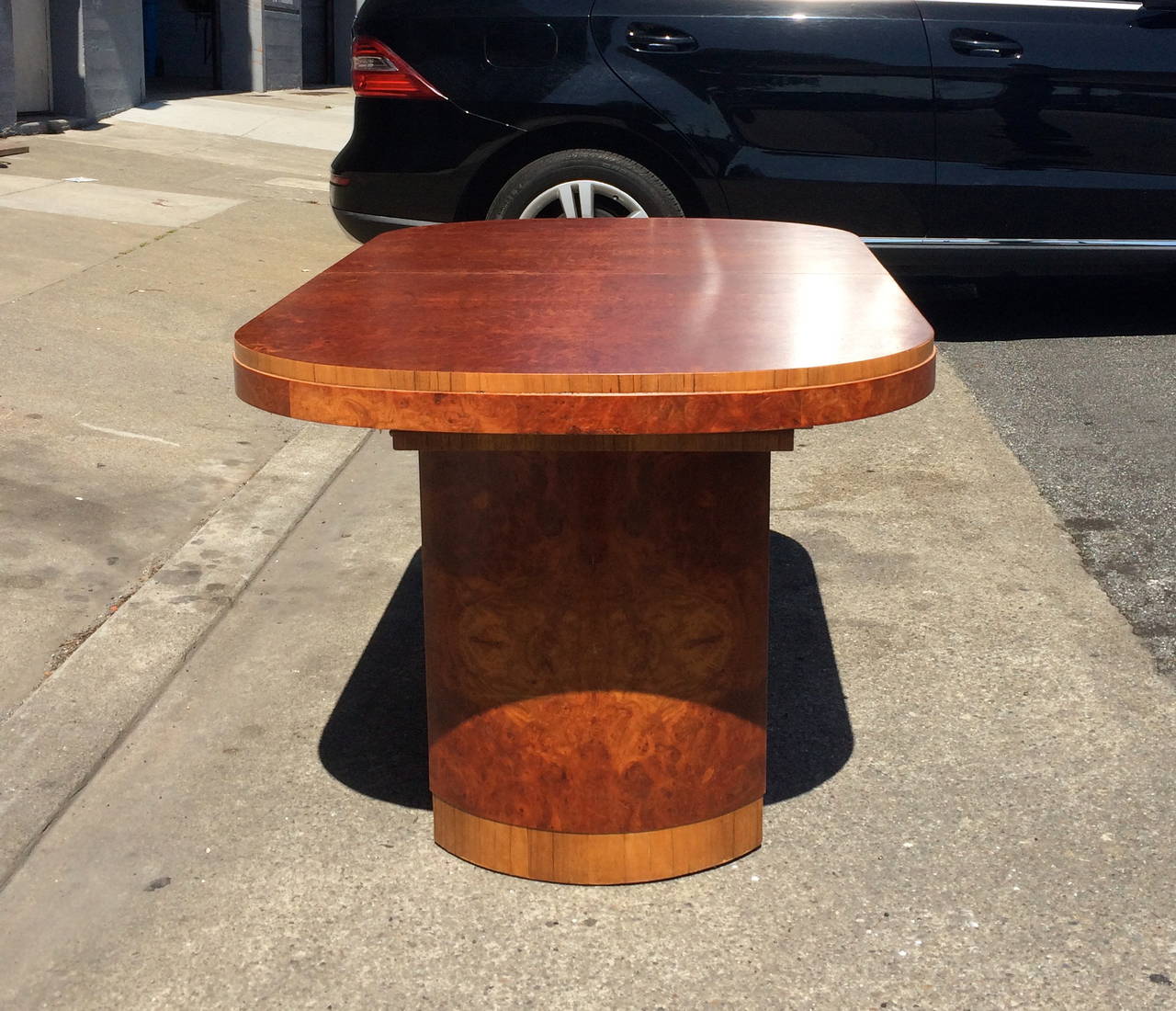 French Art Deco Table in the Style of Marcel Guillemard For Sale