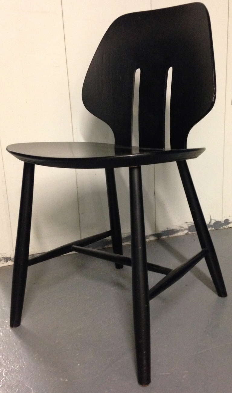 Ensemble de quatre chaises par Ejvind A. Johansson pour FDB Mobler Bon état - En vente à Brooklyn, NY