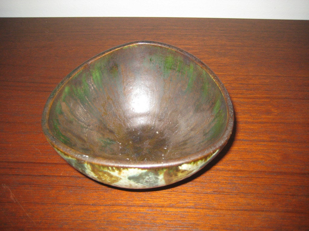 Mid-20th Century Gudrun Meedom Studio Ceramic Bowl