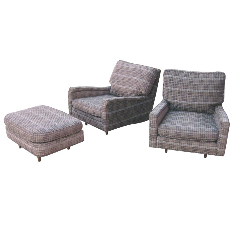 Pair of Oversized Harvey Probber Lounge Chairs and Ottoman For Sale