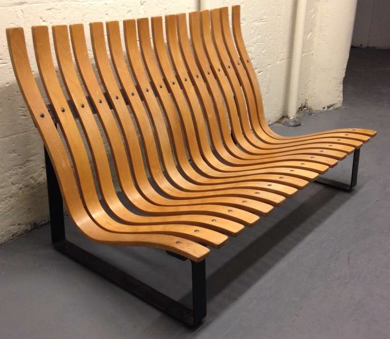 Bentwood and Steel Settee by Kho Liang Li In Good Condition For Sale In Brooklyn, NY