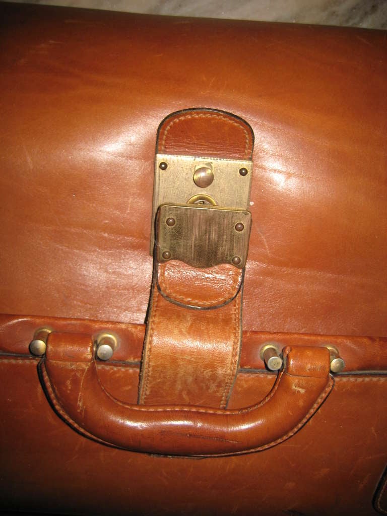 Italian Vintage Gucci Saddle Leather Overnight Bag