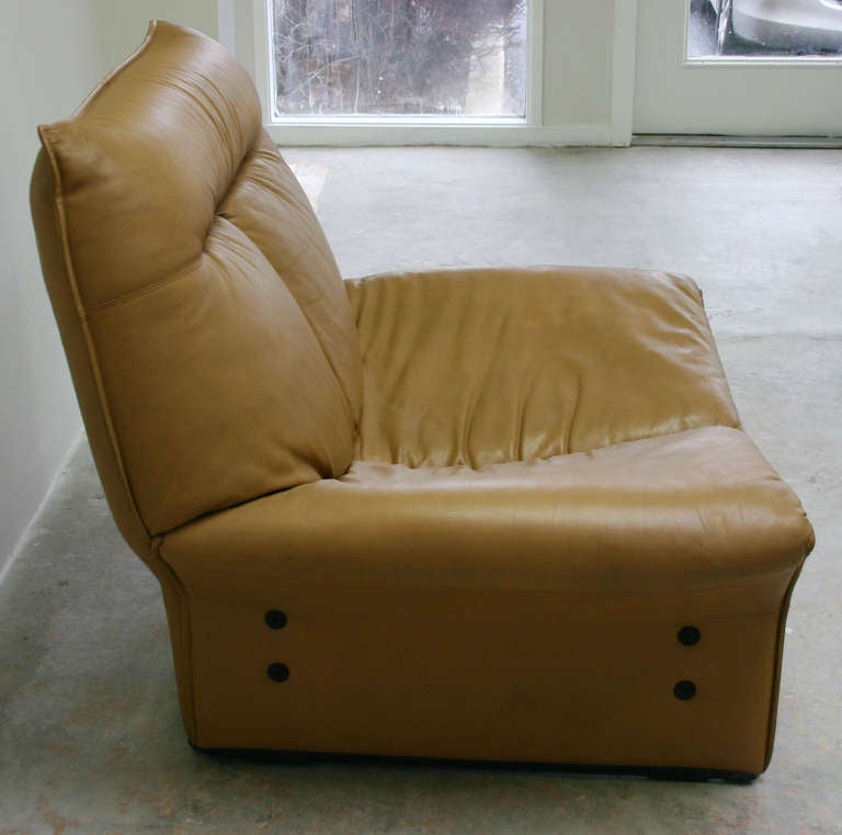 Italian Busnelli Rondine Chair For Sale