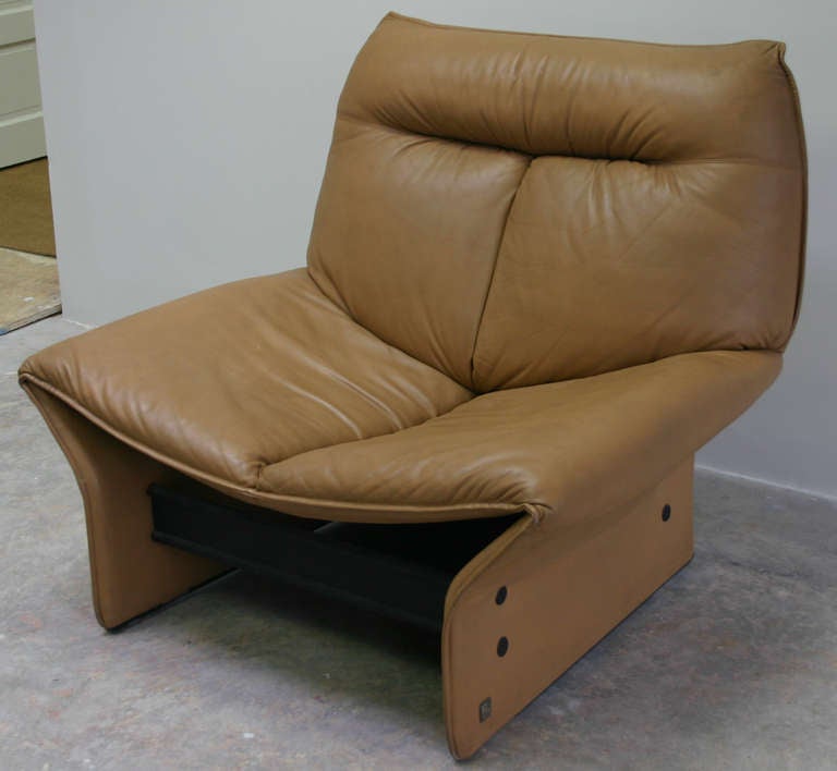 Single tan leather 