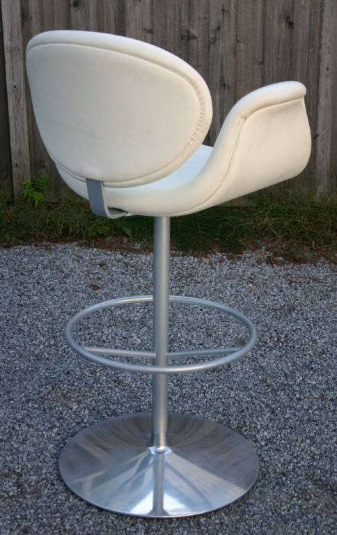 Pierre Paulin Stool In Excellent Condition For Sale In Southampton, NY