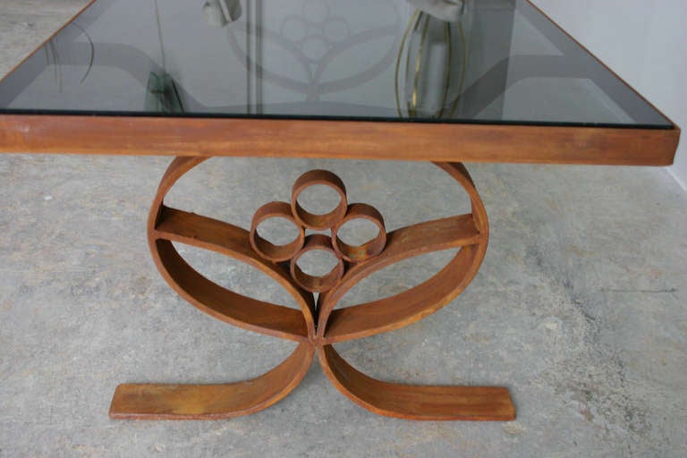 Late 20th Century Italian Coffee Table For Sale