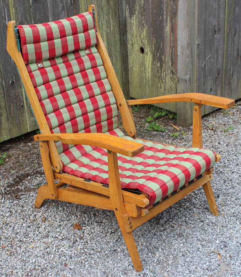 Italian Chaise Lounge In Good Condition For Sale In Southampton, NY