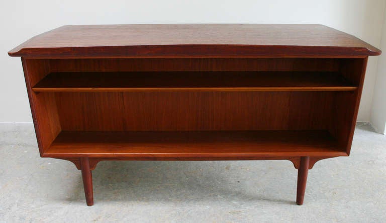 Danish Teak Desk In Excellent Condition In Southampton, NY