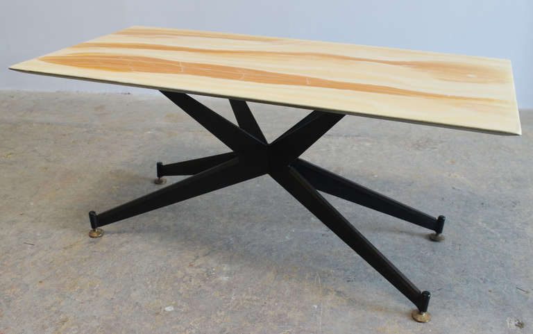 Mid-Century Modern Italian Coffee Table For Sale