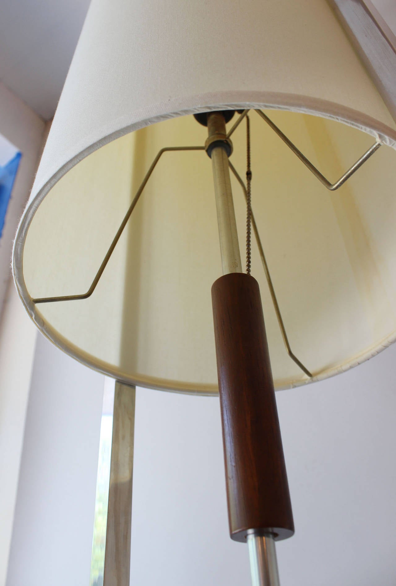 Modeline Floor Lamp In Excellent Condition In Southampton, NY