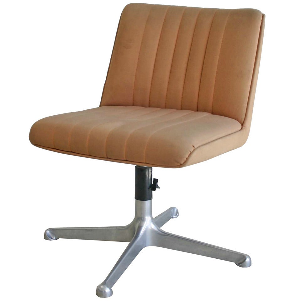 Borsani for Tecno Swivel Chairs For Sale