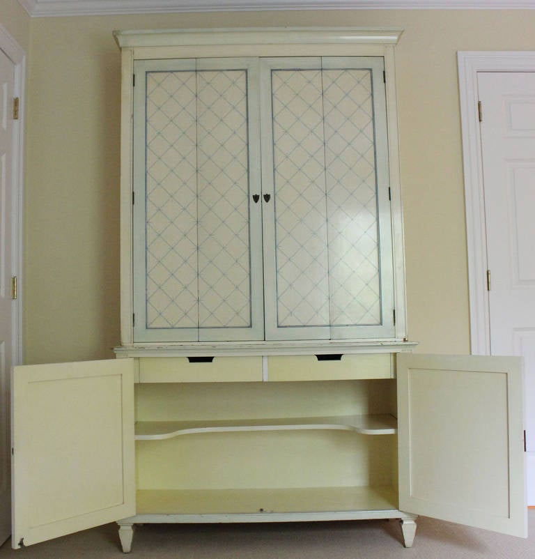 Custom Louis XVI Cabinet In Good Condition In Southampton, NY