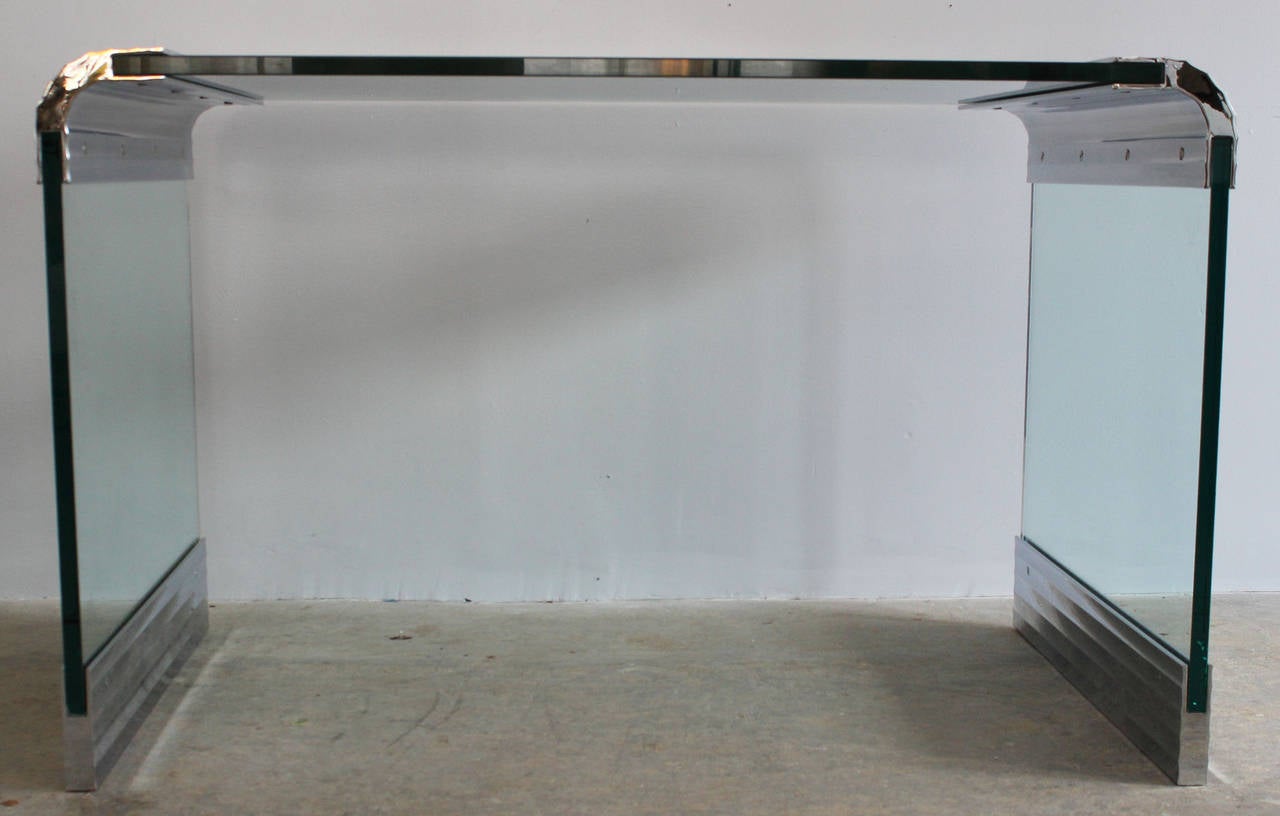 Pace Glass Desk In Excellent Condition For Sale In Southampton, NY