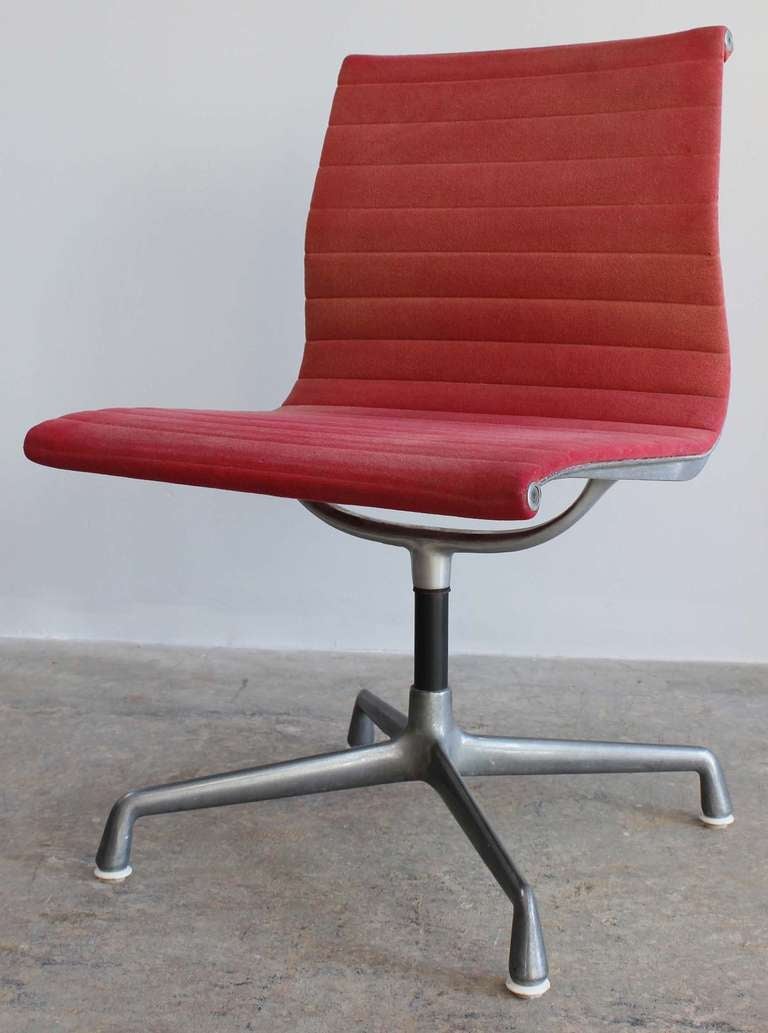 Classic Aluminum Group desk chair in original upholstery for Herman Miller.
