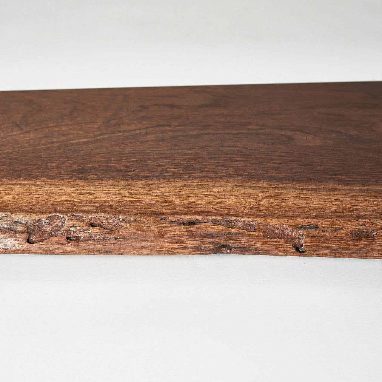 George Nakashima, Walnut Free-Form Edge Wall-Mounted Shelf, USA, 1957 In Excellent Condition In New York, NY
