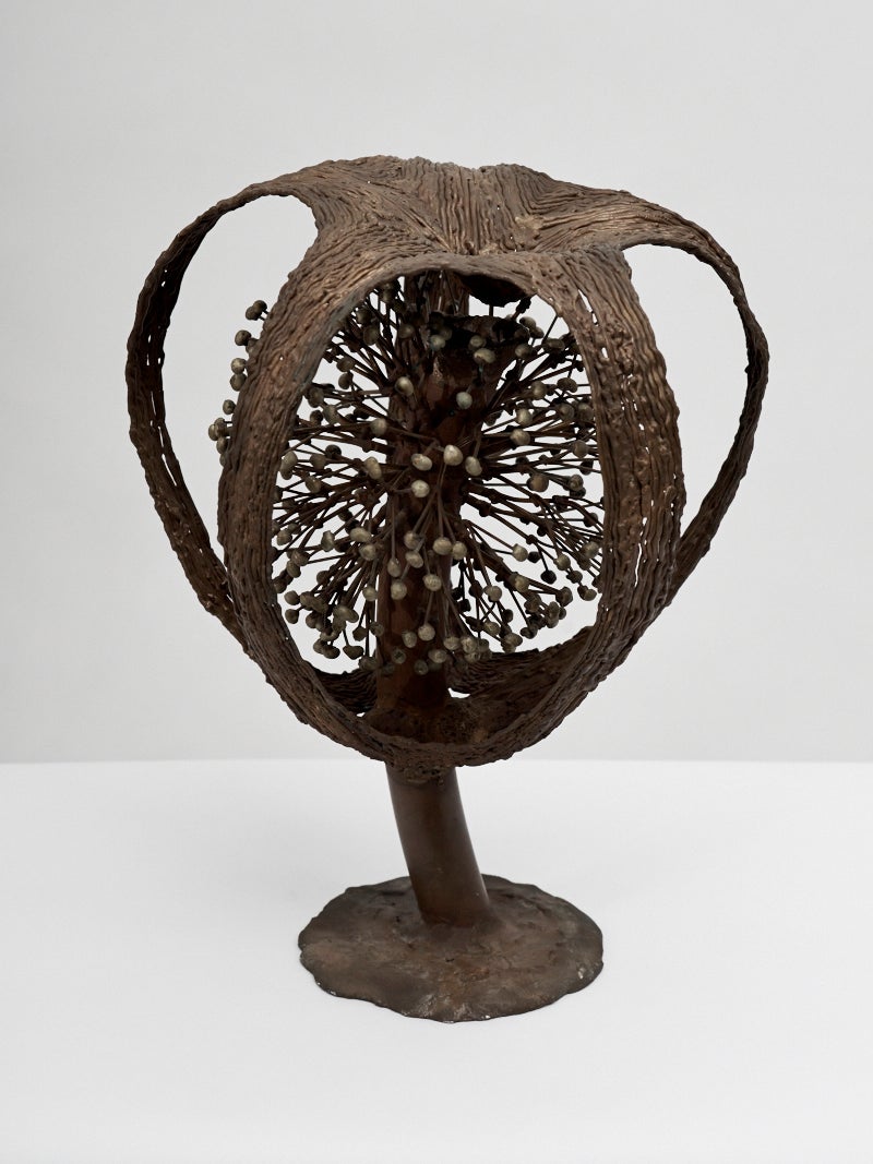 This unique bronze, copper, and nickel sculpture by Val Bertoia epitomizes the artist's distinct penchant for sculpting organic forms inspired by the delicacy of nature that also possess a Brutalist, bold aesthetic.

In the 1970s, Val worked with