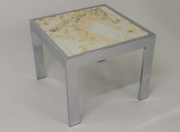 Pristine Marble and Chrome End Table For Sale 1
