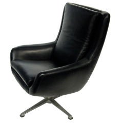 Handsome Black Leather Swivel Arm Chair