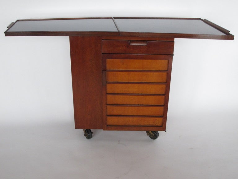 Edward Wormley Dunbar Party Server Bar In Good Condition For Sale In St.Petersburg, FL